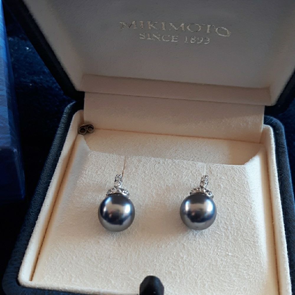 Miki Moto South Sea Tahitian 10mm Black Pearl